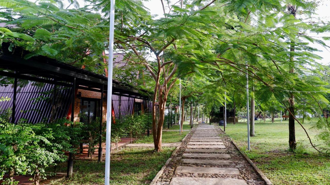 Prek Kdat Resort Kampot Exterior foto